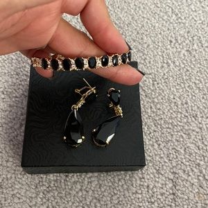 Black and Gold Necklace and Earring Set